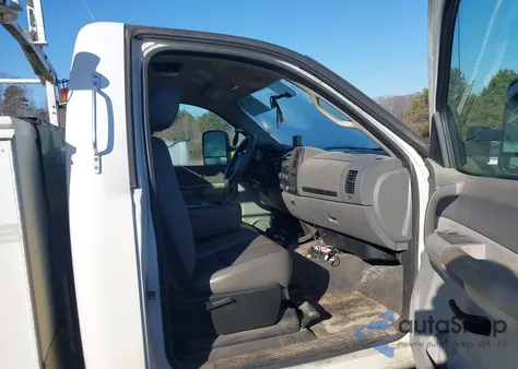 2009 Chevrolet Silverado 3500Hd Work Truck z USA, uszkodzony, nr VIN 1GBHC74K49F148004